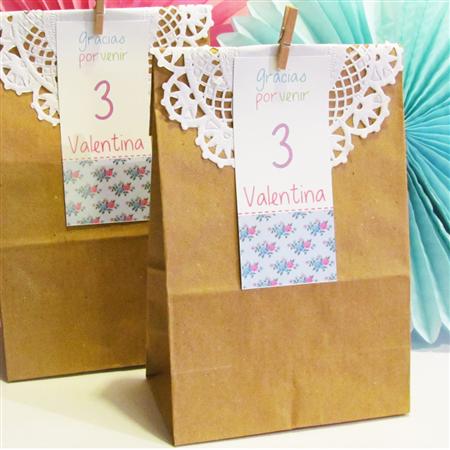 Kit souvenir Romántico bolsita, blonda, clip y tarjetita personalizada 10u