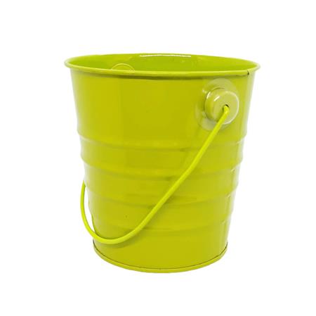 Baldes de chapa verde manzana