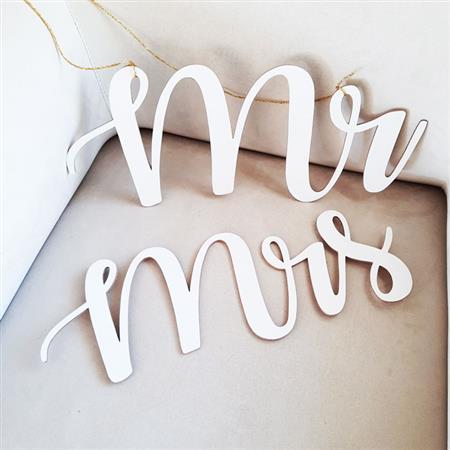 Letras corporeas blancas grandes para sillas Mr y Mrs